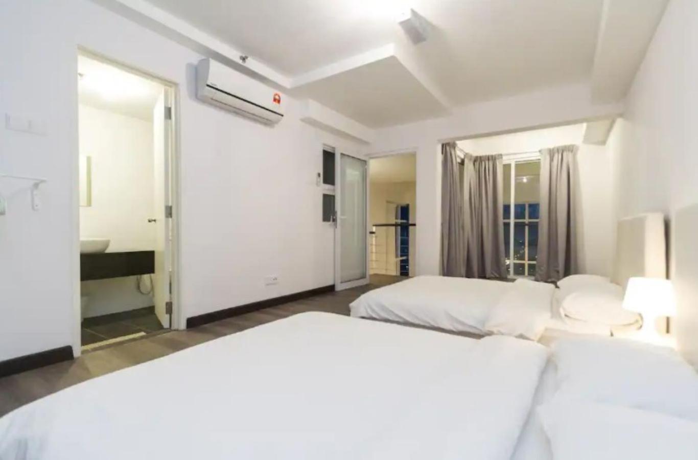 Maritime Suites Penang Jelutong ภายนอก รูปภาพ